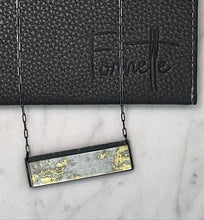 Load image into Gallery viewer, Horizontal / Gold Leaf / Medium