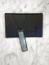 Load image into Gallery viewer, Vertical / Chameleon / Large